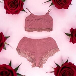La Vie En Rose Pink Lace Trim Pajama Set